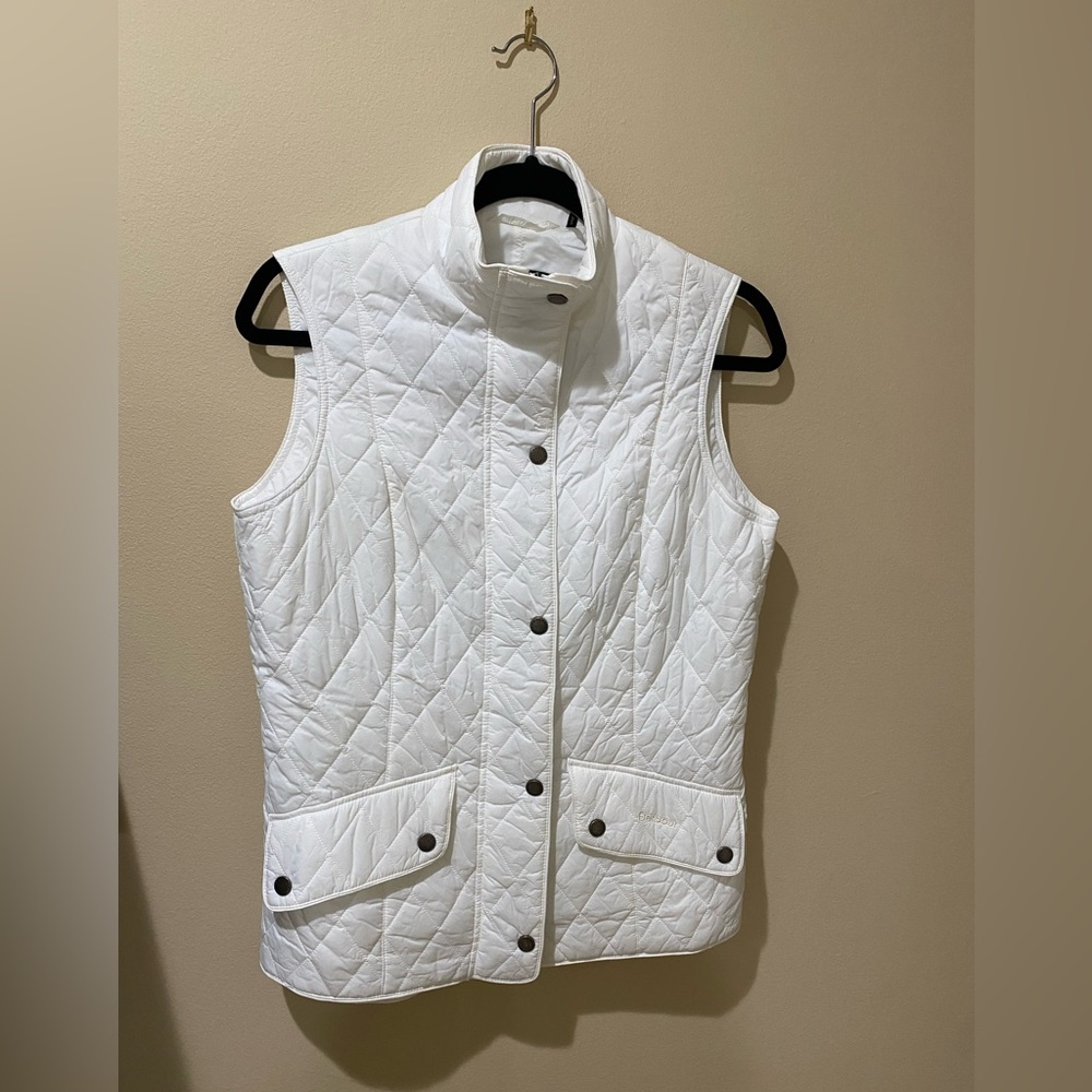 BARBOUR CALARY QUILTED WHITE VEST- (NWOT)